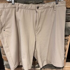 Adidas Men's Tan Shorts men’s size‎ 42